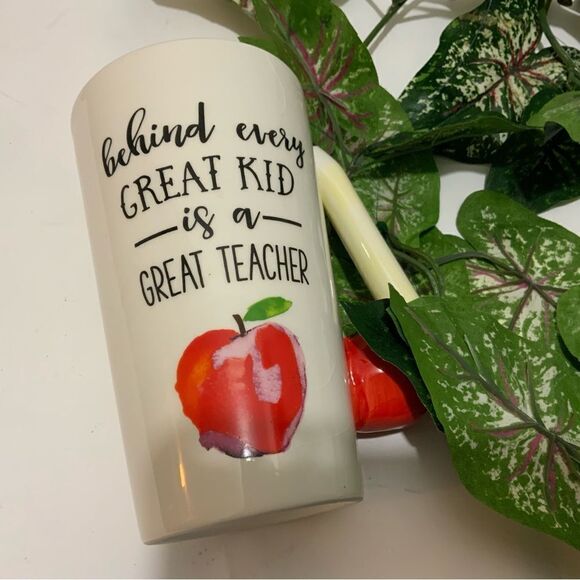 American Atelier 'behind every kid is a great teacher' Mug, Stoneware, pristine. - Picture 6 of 6